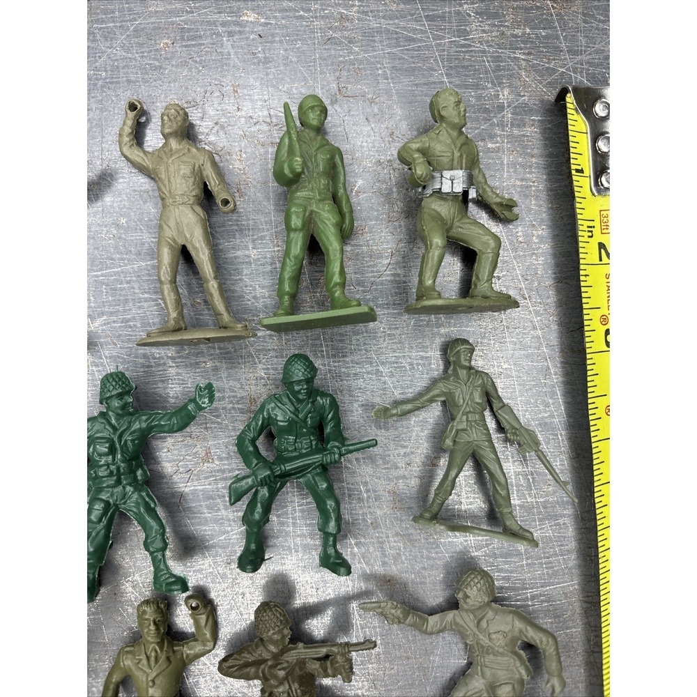 Vintage 1960s Marx MPC Tim Mee Playset Plastic Figures Green Army Lot Of 20 - Picture 3 of 6